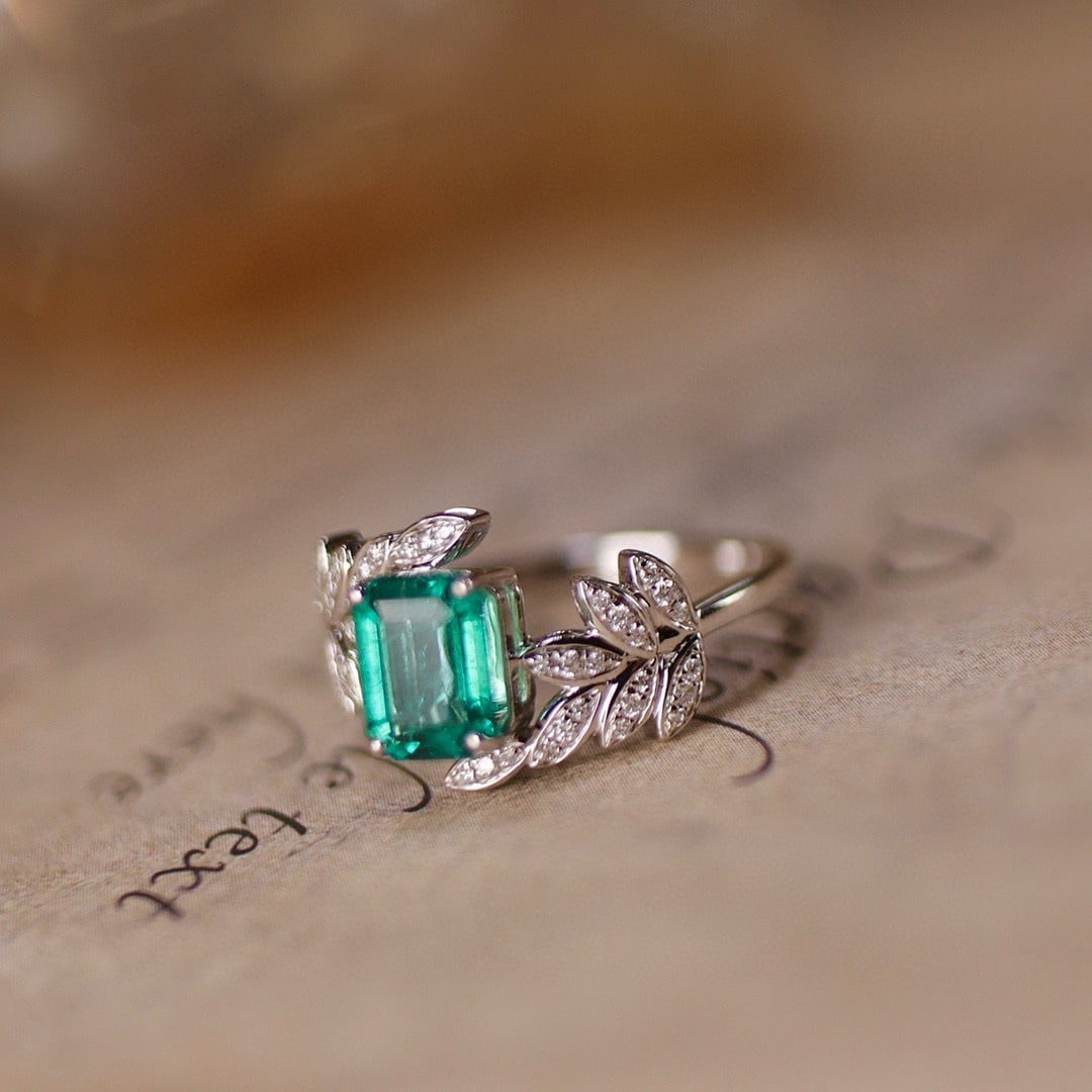 14k Gold 1.48 Ctw Natural Emerald & Diamond Ring - 3