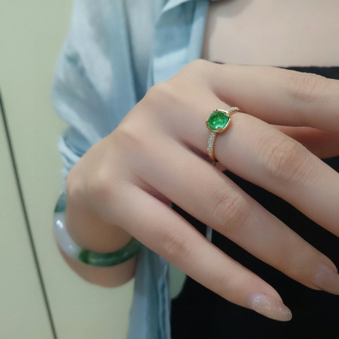 14k Gold 1.63 Ctw Vivid Green Natural Emerald & Diamond Ring - 4