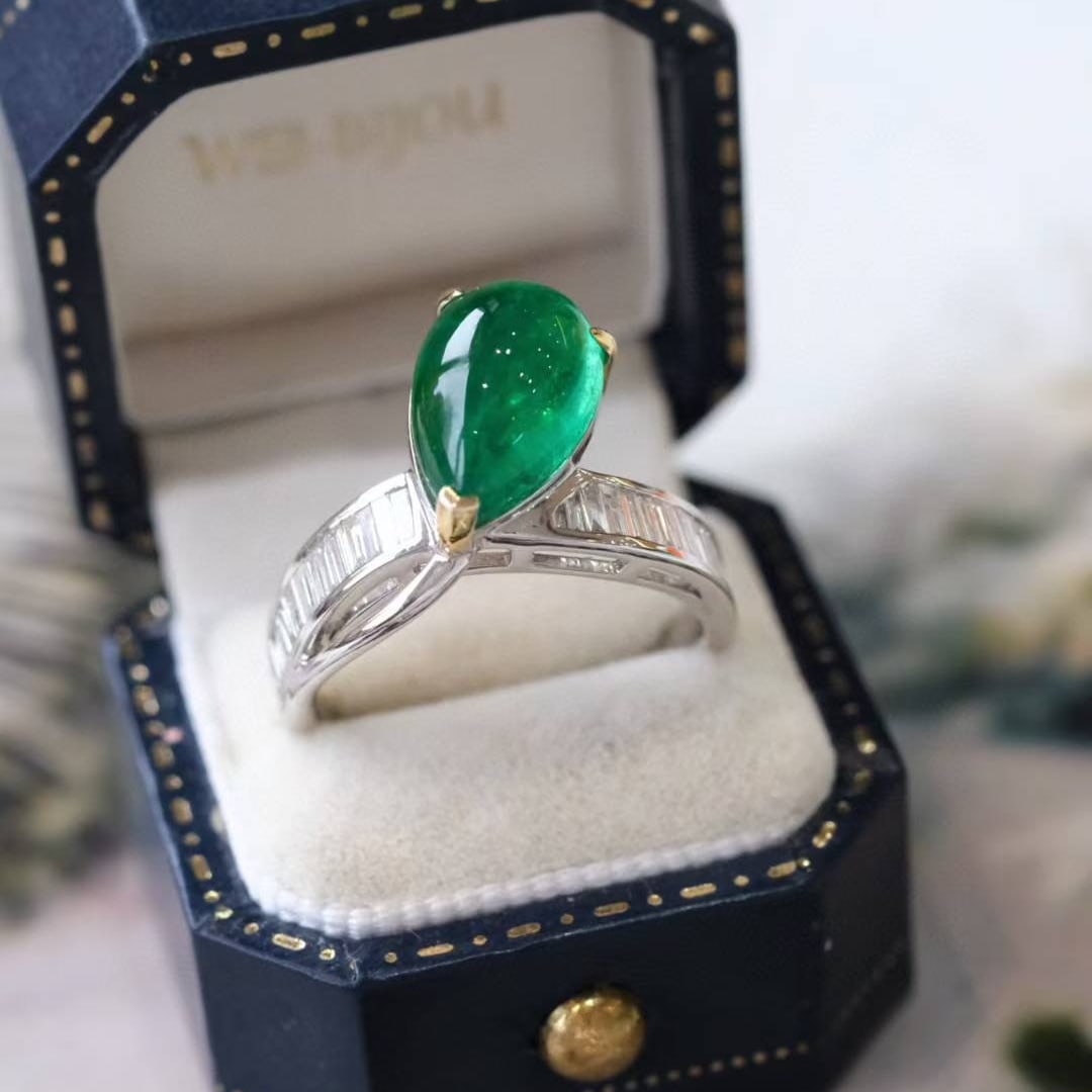 14k Gold 3.98 Ctw Vivid Green Natural Emerald & Diamond Ring - 2
