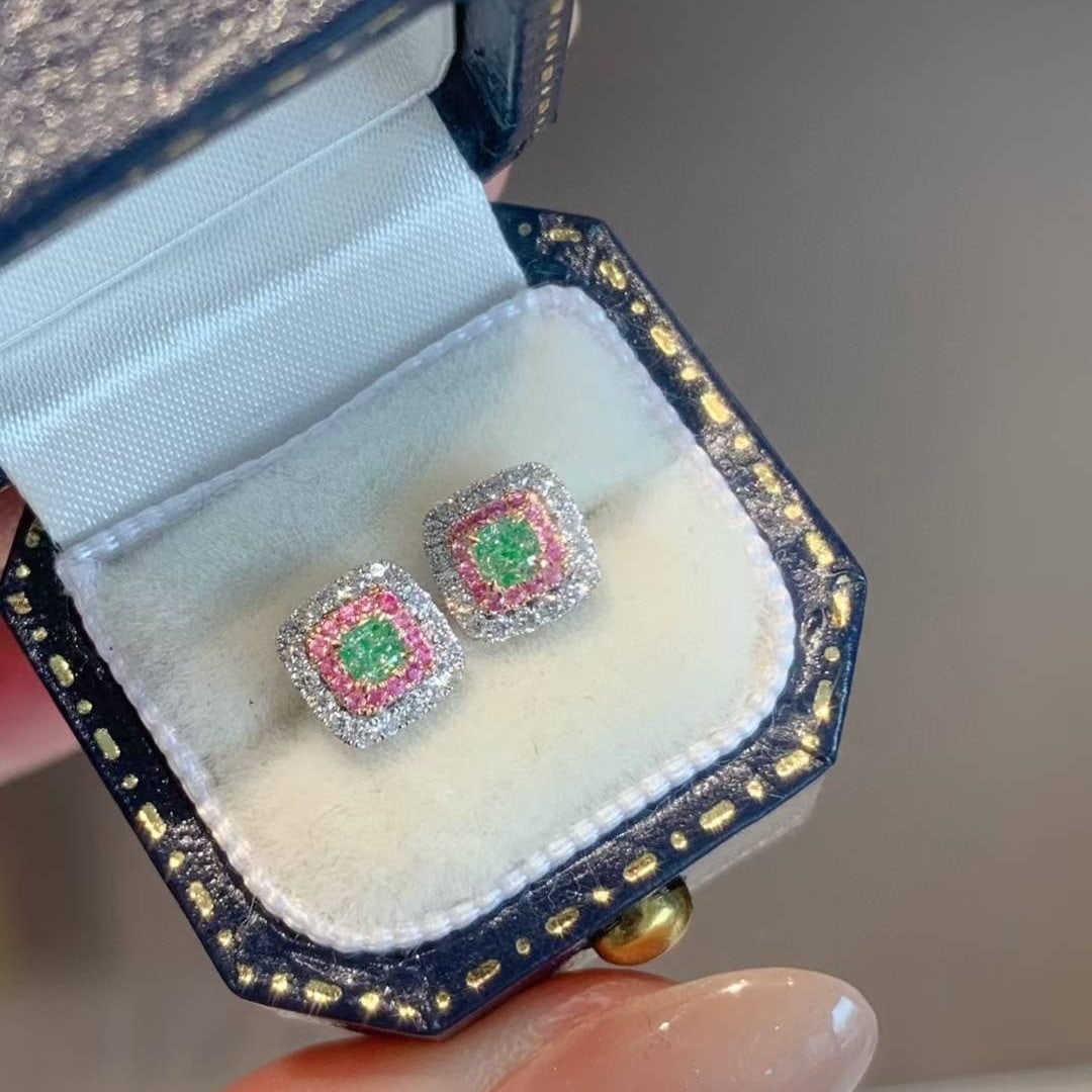 14k Gold 0.45 Ctw Natural Green Diamond & Diamond Earrings - 4