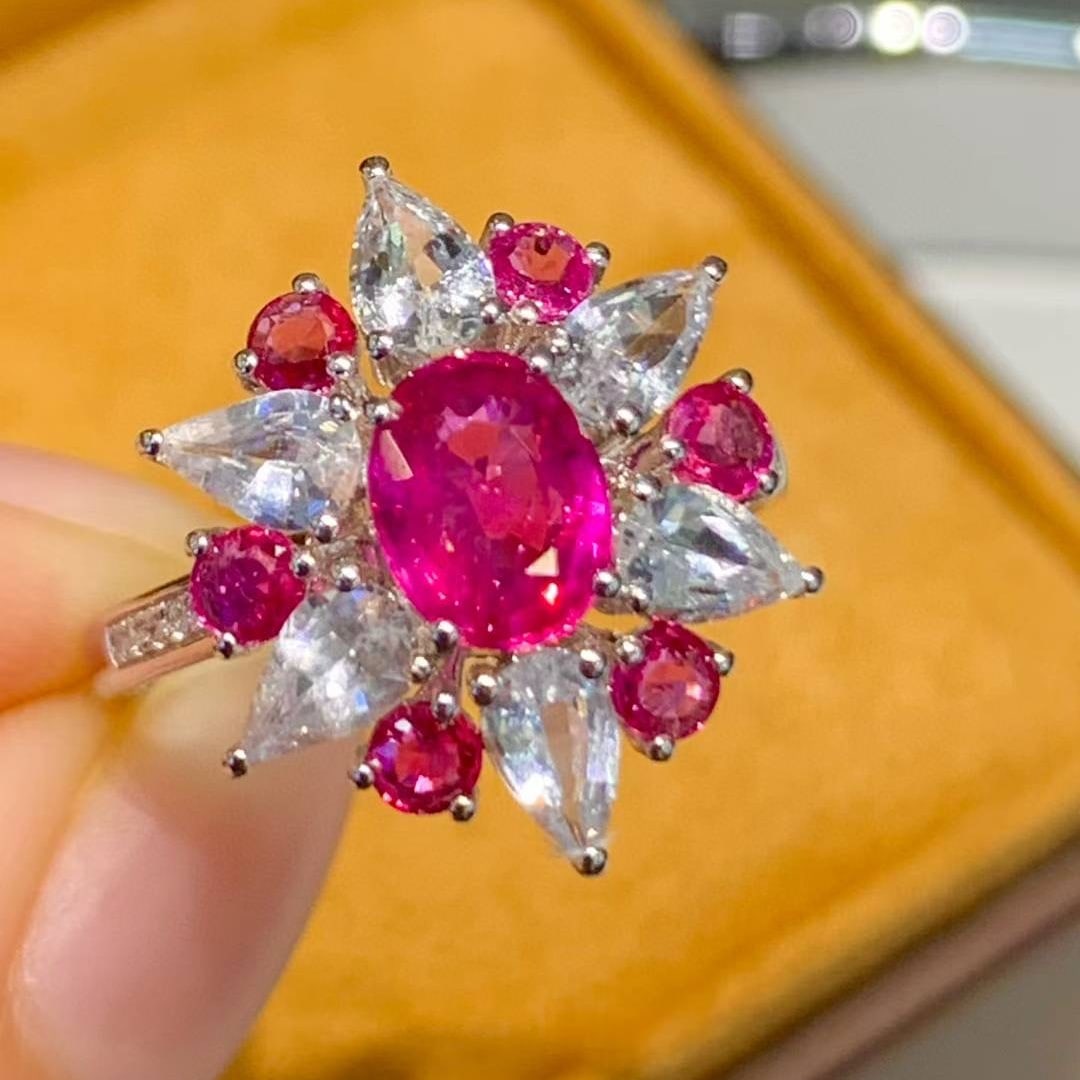 14k Gold 1.65 Ct Natural Ruby & Diamond & Sapphire Ring: Ref:231017142 // gold content:14k gold // ring size:7. 25us // // main gemstone:ruby // shape:multiply // carat weight:1. 65ct // color:red // treatment:natural // // adjacent gemstone 2 : diamond //