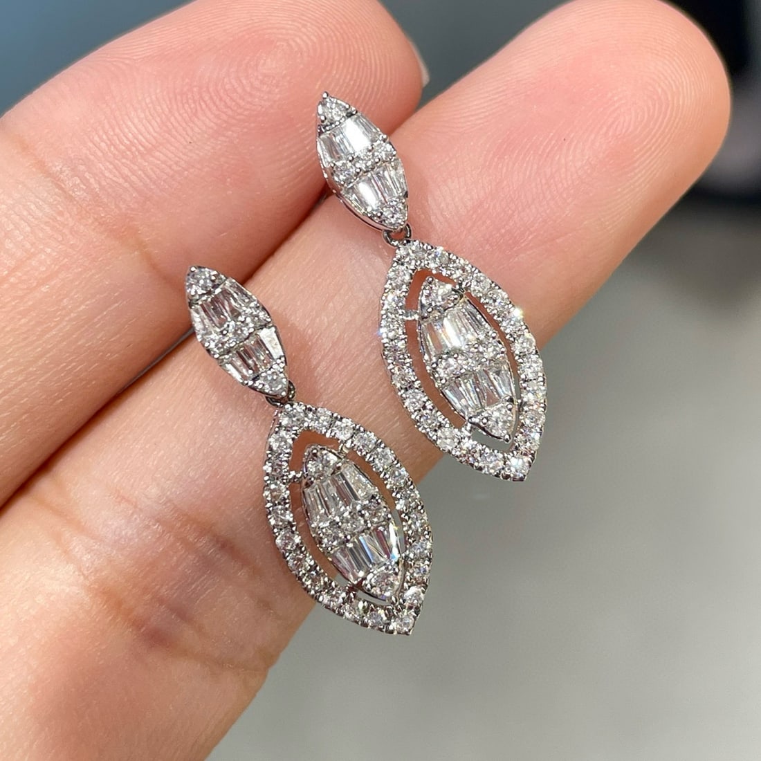 14k Gold 0.65 Ct Natural H Diamond Earrings - 2