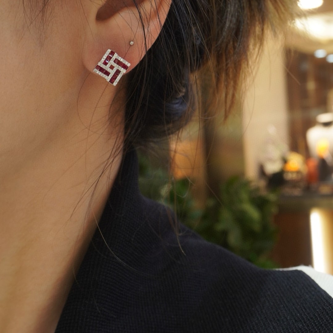 14k Gold 1.40 Ctw Natural Ruby & Diamond Earrings - 3