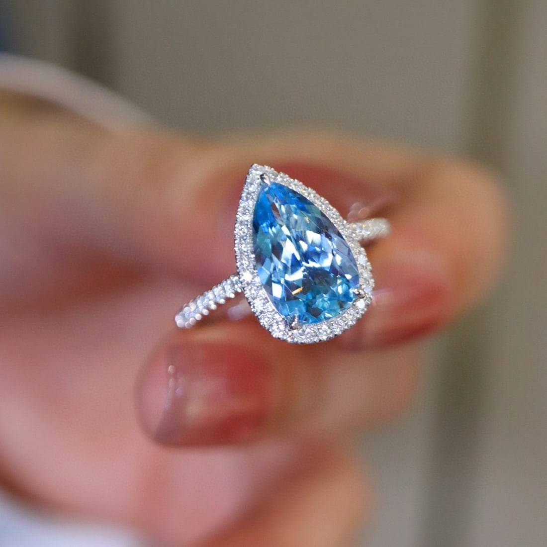 14k Gold 2.07 Ctw Natural Aquamarine & Diamond Ring - 5