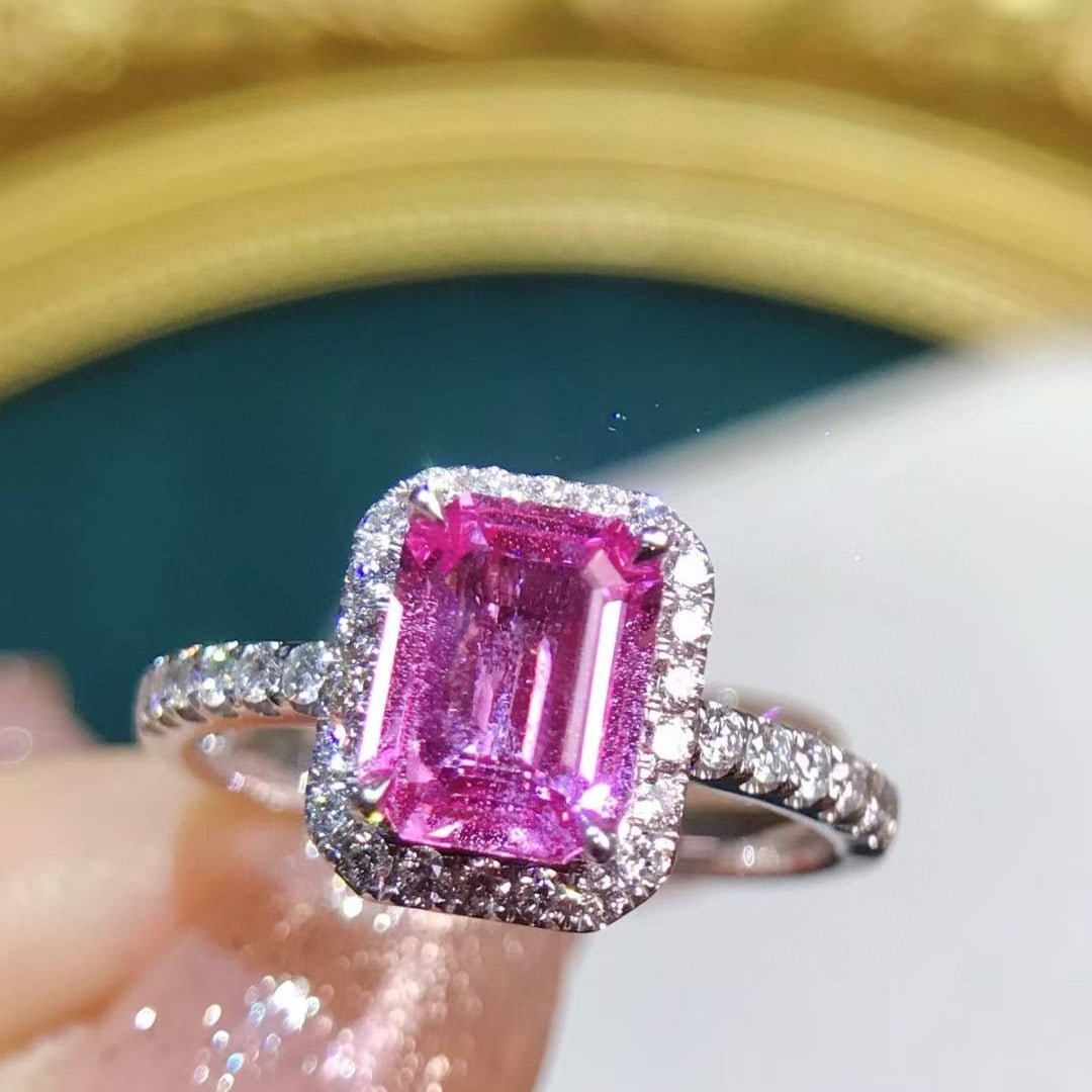 14k Gold 2.21 Ctw Natural Padparadscha Sapphire & Diamond Ring: Ref:231017182 // gold content:14k gold // ring size:7. 25us // // main gemstone:padparadscha sapphire // shape:octagonal // carat weight:1. 71ct // color:orangish pink // treatment:natural // //
