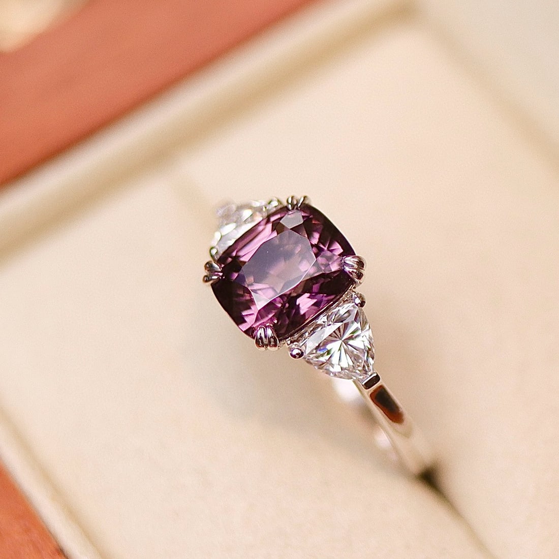 14k Gold 2.8 Ctw Natural Spinel & Lab Grown Diamond Ring: Ref:231017201 // gold content:14k gold // ring size:7. 25us // // main gemstone:spinel // shape:cushion // carat weight:2. 1ct // color:purple // treatment:natural // // adjacent gemstone 2 : lab
