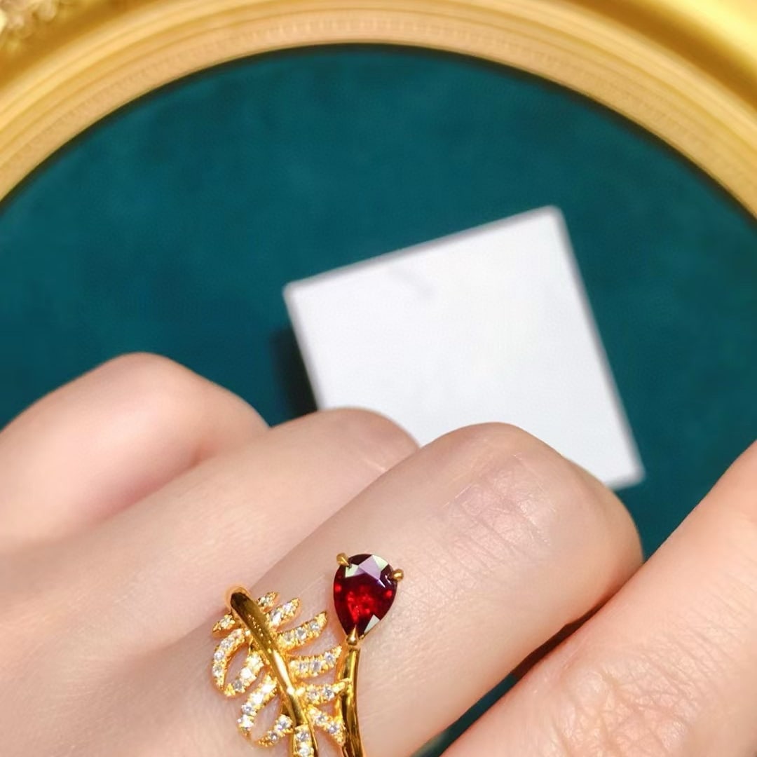14k Gold 0.62 Ctw Natural Ruby & Diamond Ring - 2