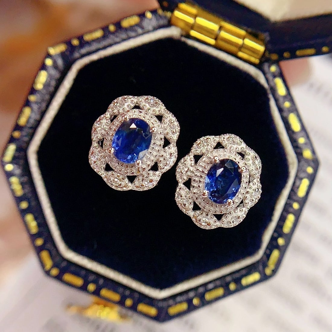 14k Gold 0.6 Ct Natural Sapphire & Diamond Earrings - 7