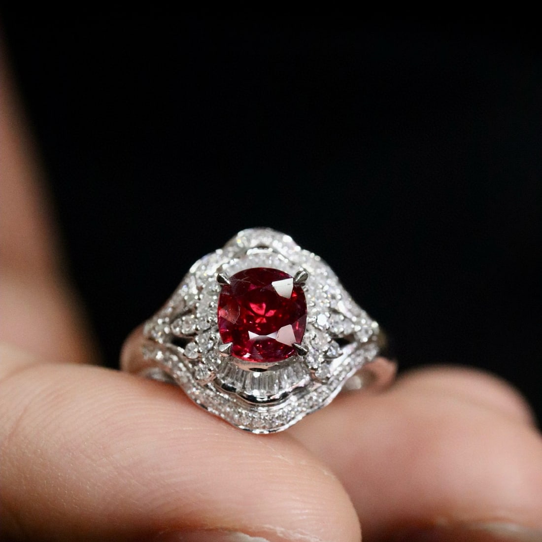14k Gold 1.54 Ctw Natural Ruby & Diamond Ring: Ref:231017243 // gold content:14k gold // ring size:7. 25us // // main gemstone:ruby // shape:cushion // carat weight:1. 0ct // color:red // treatment:natural // // adjacent gemstone 2 : diamond // sh