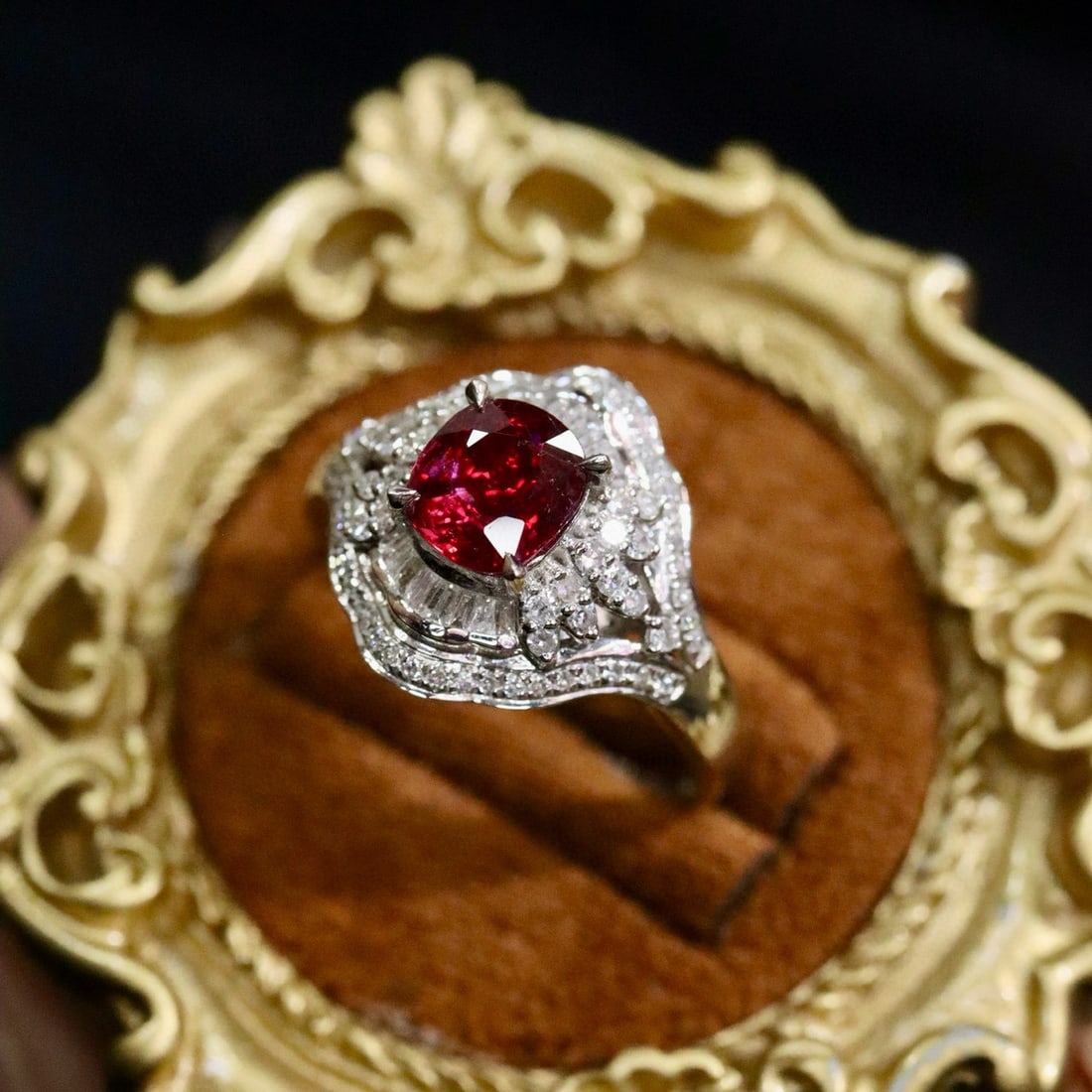 14k Gold 1.54 Ctw Natural Ruby & Diamond Ring - 4