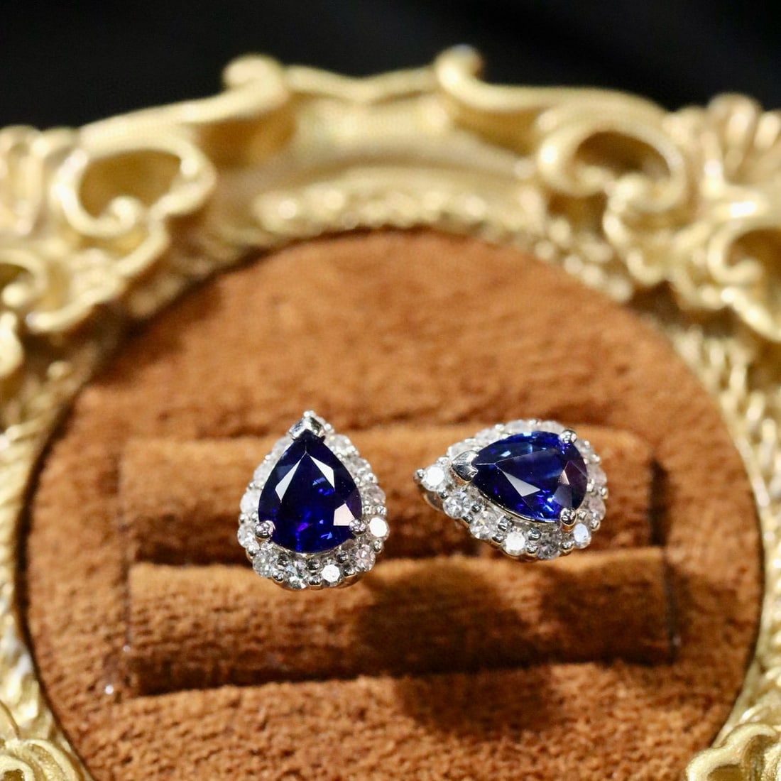 14k Gold 0.94 Ctw Natural Sapphire & Diamond Earrings - 6