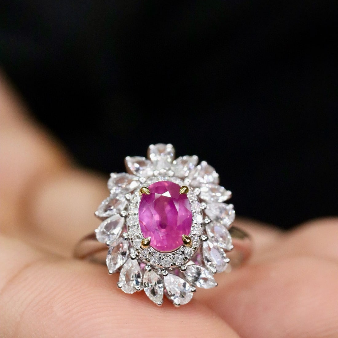 14k Gold 1.13 Ctw Natural Ruby & Diamond Ring: Ref:231017245 // gold content:14k gold // ring size:7. 25us // // main gemstone:ruby // shape:oval // carat weight:1. 03ct // color:red // treatment:natural // // adjacent gemstone 2 : diamond //