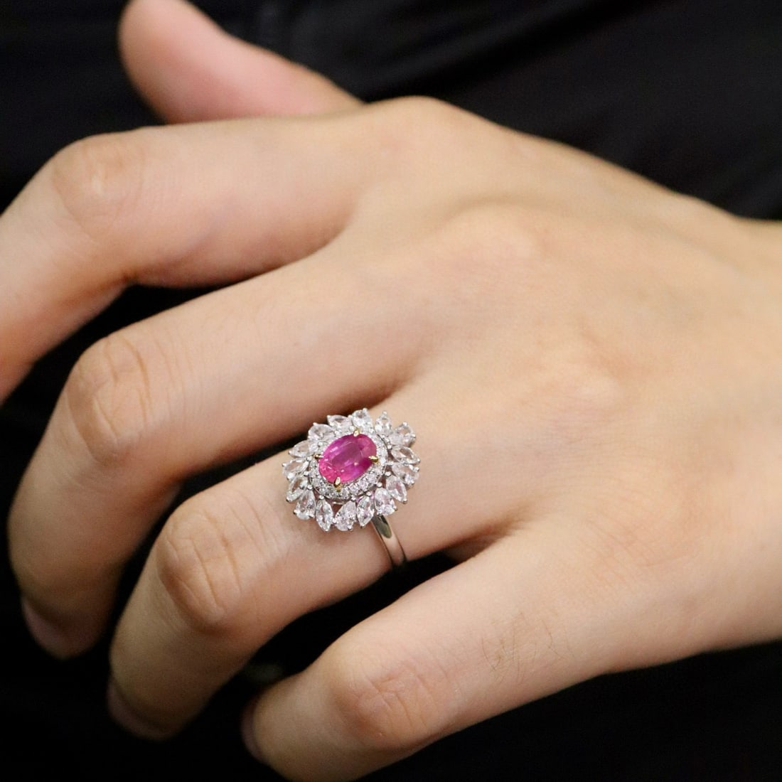 14k Gold 1.13 Ctw Natural Ruby & Diamond Ring - 3