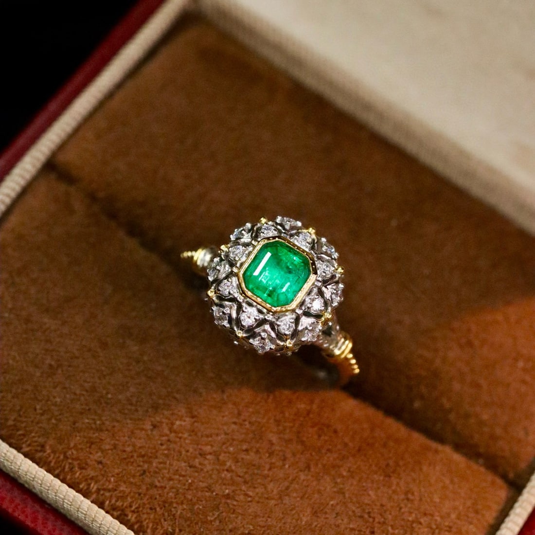 14k Gold 1.03 Ctw Vivid Green Natural Emerald & Diamond Ring - 5