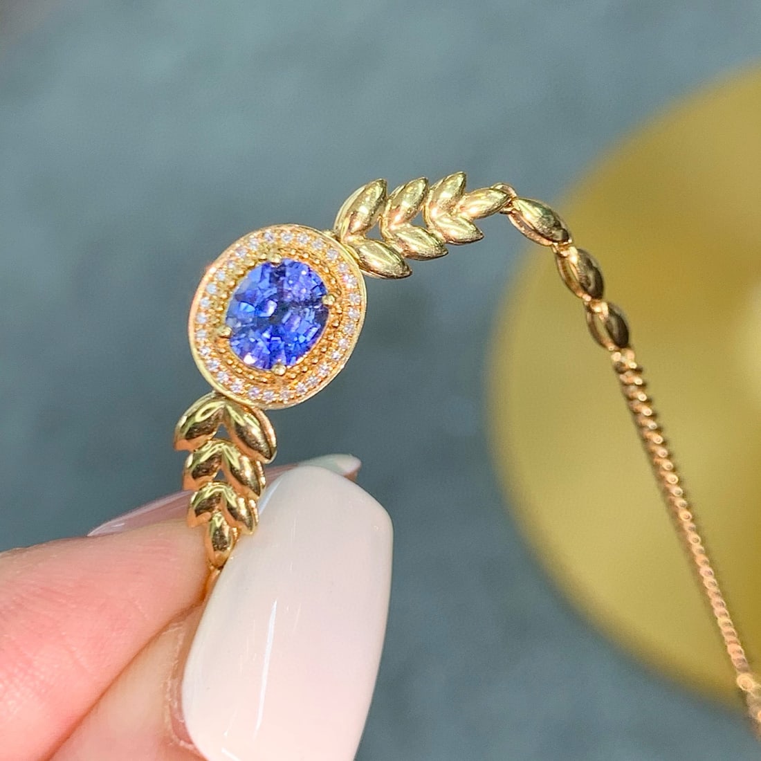 14k Gold 1.00 Ctw Natural Sapphire & Diamond Bracelet - 3