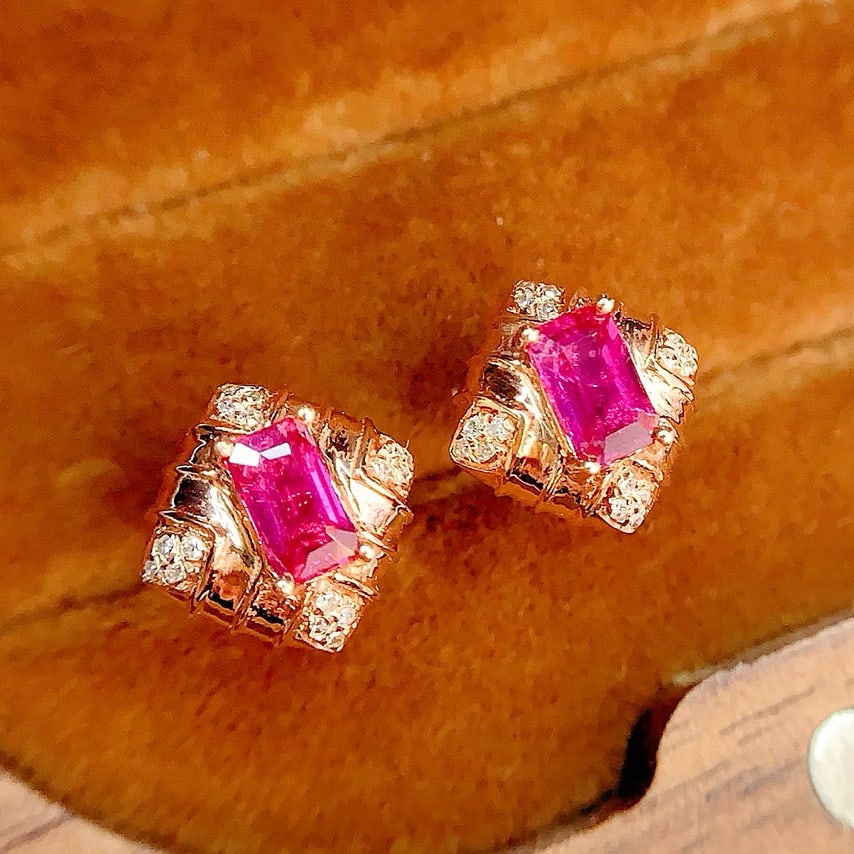 14k Gold 0.8 Ct Natural Ruby & Diamond Earrings - 4