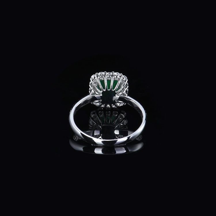 14k Gold 1.28 Ctw Vivid Green Natural Emerald & Diamond Ring - 4