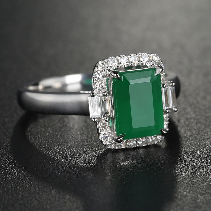 14k Gold 2.1 Ct Vivid Green Natural Emerald & Diamond Ring - 4