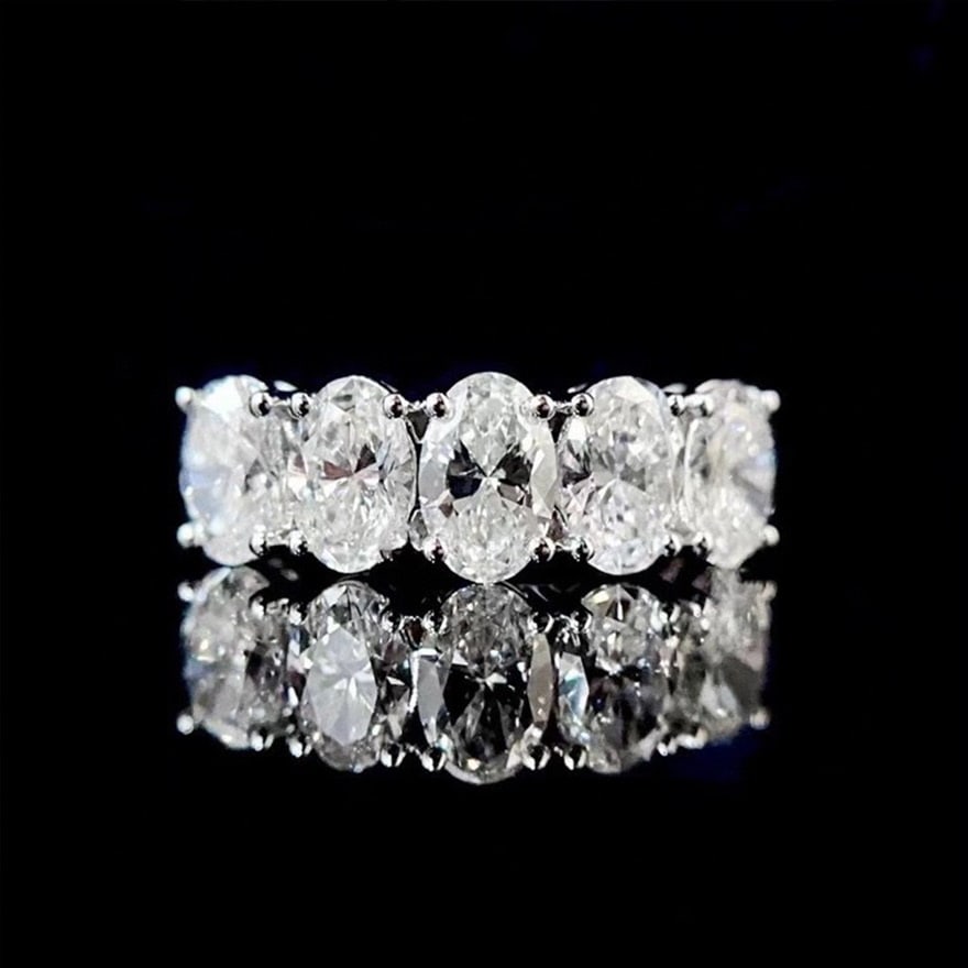 Gia Certified 14k Gold 1.5 Ct Natural F Si1 Oval Diamond Ring: Ref:231018048 // gold content:14k gold // ring size:7. 25us // // main gemstone:diamond // certified:gia // shape:oval // carat weight:1. 5ct // clarity grade:si1 // color:f // treatment:natural //