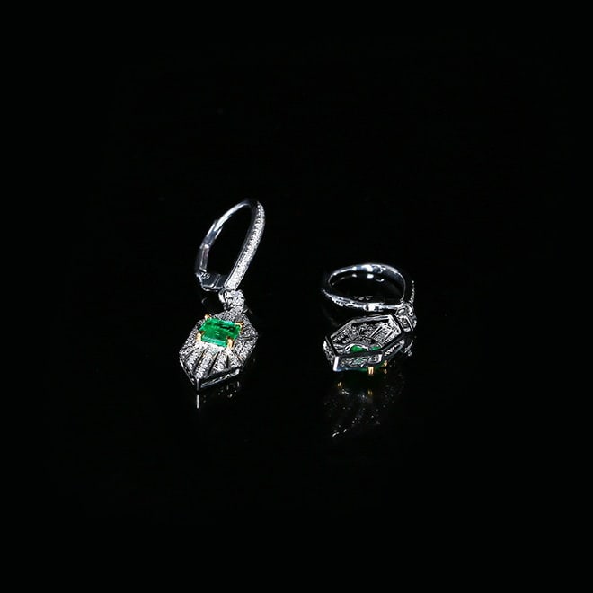14k Gold 1.07 Ctw Vivid Green Natural Emerald & Diamond Earrings - 4