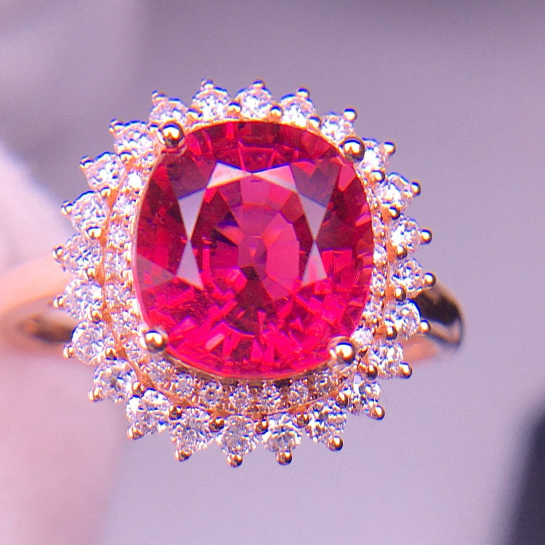 14k Gold 3.6 Ct Natural Tourmaline & Diamond Ring: Ref:231018062 // gold content:14k gold // ring size:7. 25us // // main gemstone:tourmaline // shape:oval // carat weight:3. 6ct // color:red // treatment:natural // // adjacent gemstone 2 : diamond //