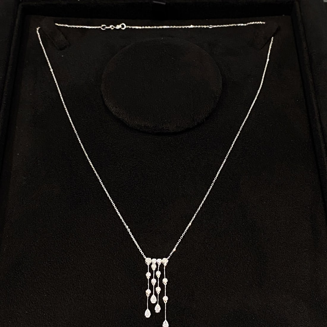 14k Gold 0.37 Ct Natural H Diamond Necklace: Ref:231018078 // gold content:14k gold // main gemstone:diamond // shape:multiply // carat weight:0. 37ct // clarity grade:vs-si // color:h // treatment:natural // High Estimate: 3000 Condition: New