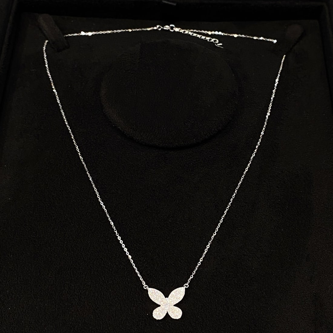 14k Gold 0.43 Ct Natural H Diamond Necklace: Ref:231018082 // gold content:14k gold // main gemstone:diamond // shape:multiply // carat weight:0. 43ct // clarity grade:vs-si // color:h // treatment:natural // High Estimate: 4300 Condition: New