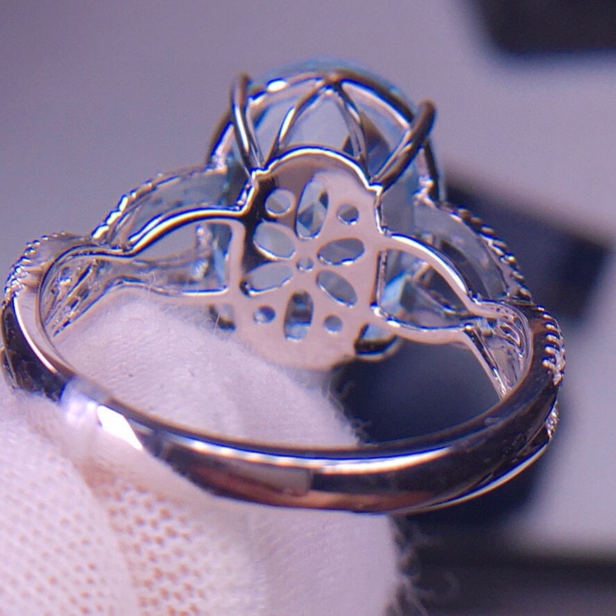14k Gold 6.95 Ct Natural Aquamarine & Diamond Ring - 3