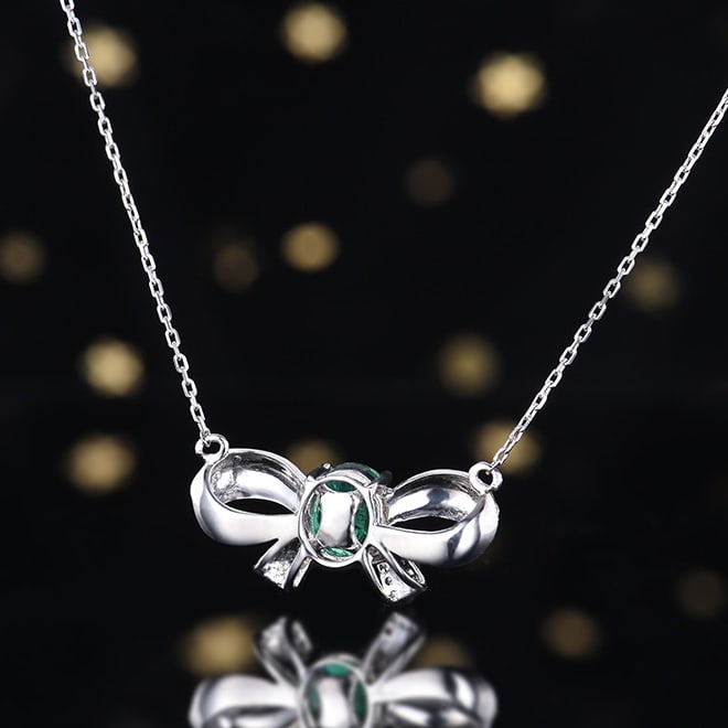 14k Gold 0.93 Ctw Vivid Green Natural Emerald & Diamond Necklace - 3