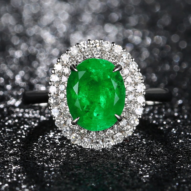 14k Gold 1.9 Ct Vivid Green Natural Emerald & Diamond Ring: Ref:231018143 // gold content:14k gold // ring size:7. 25us // // main gemstone:emerald // shape:oval // carat weight:1. 9ct // color:vivid green // treatment:natural // // adjacent gemstone 2 :