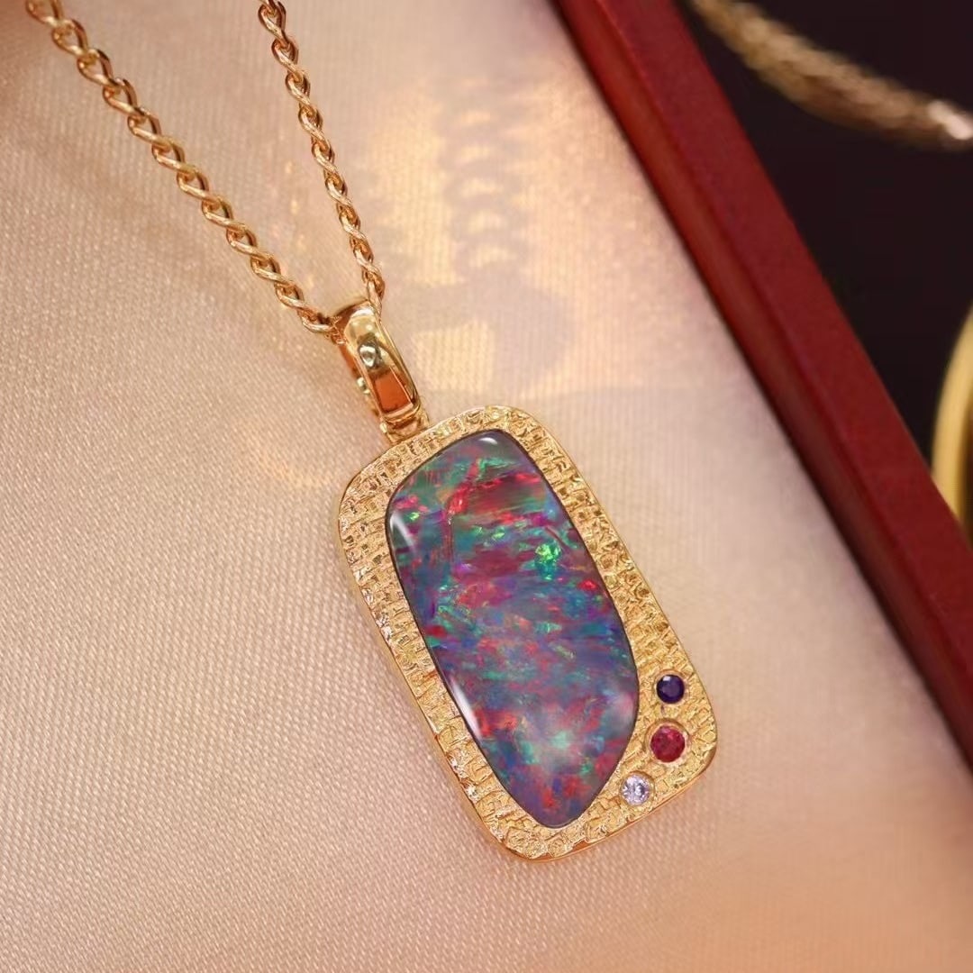 14k Gold 4.32 Ct Natural Opal Pendant( Without Chain ) (1 of 6)
