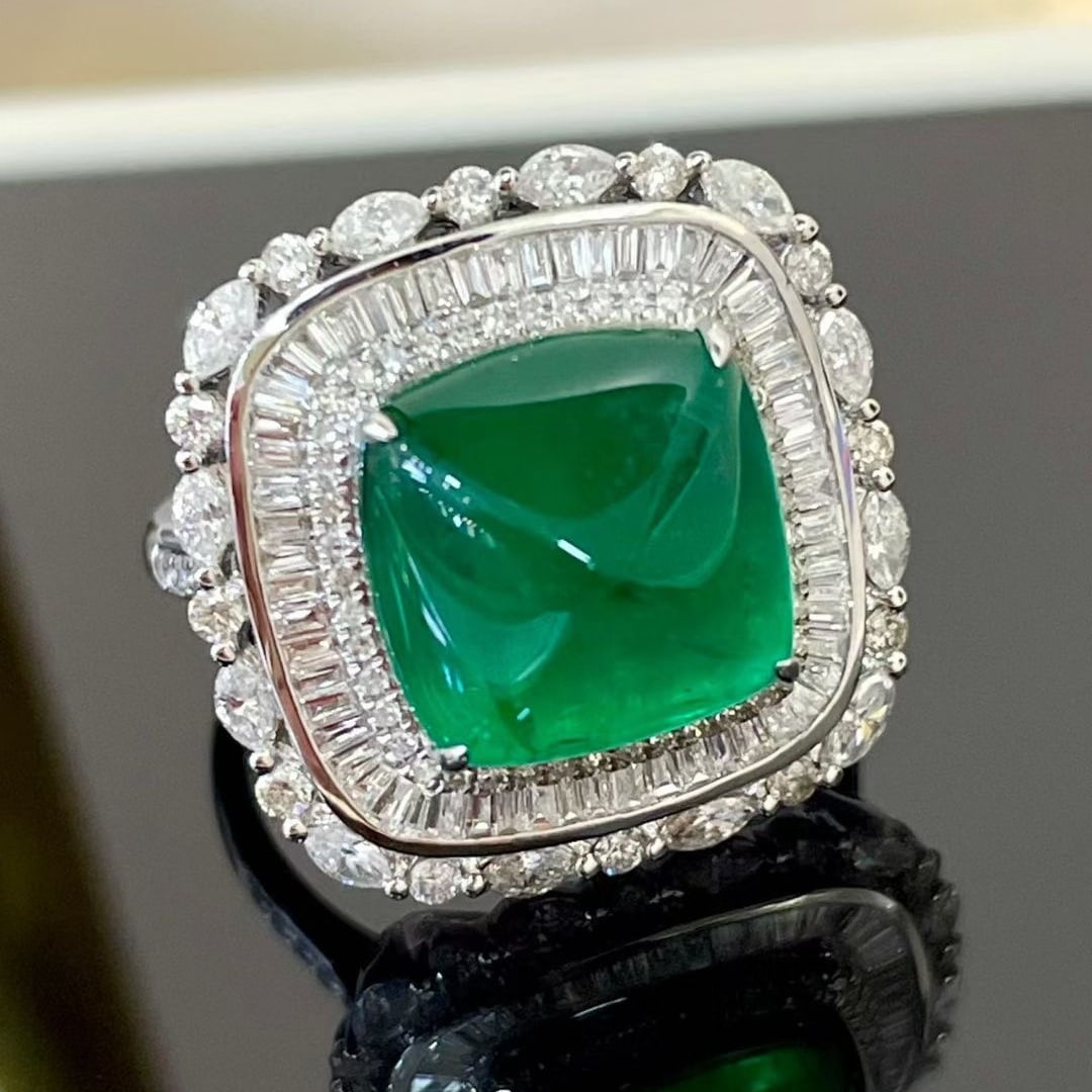 14k Gold 7.30 Ctw Vivid Green Natural Emerald & Diamond Ring - 6