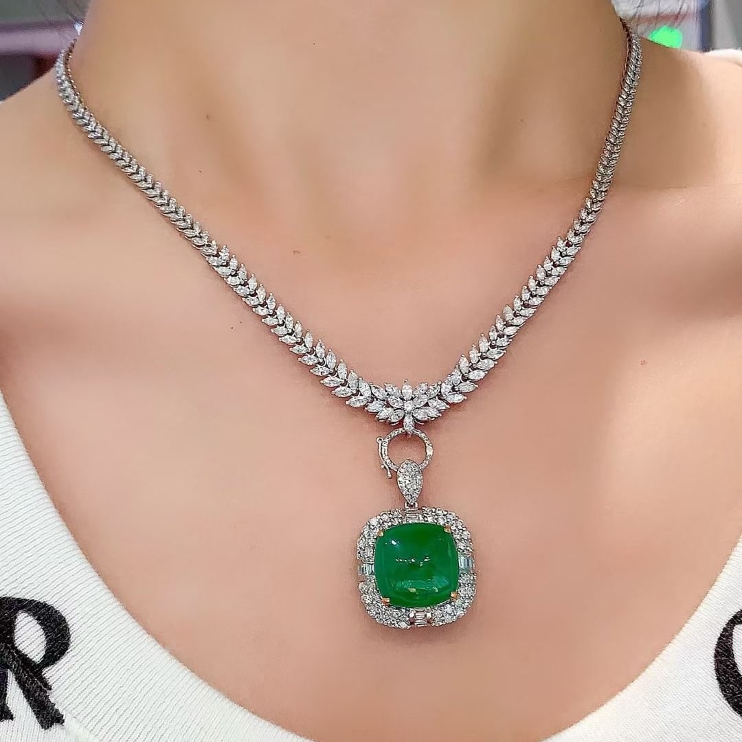 14k Gold 11.6 Ct Vivid Green Natural Emerald & Diamond Pendant( Without Chain ) - 3