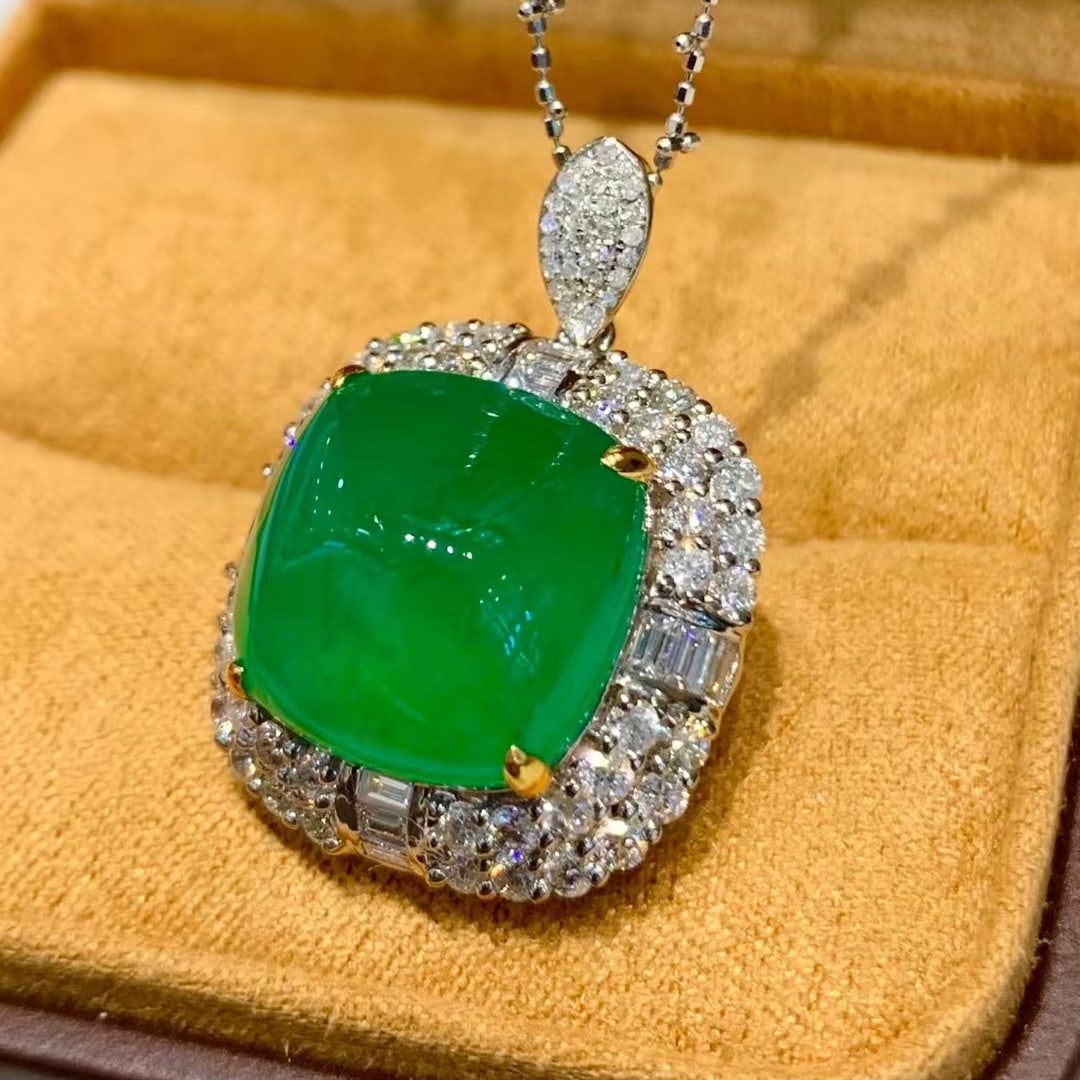 14k Gold 11.6 Ct Vivid Green Natural Emerald & Diamond Pendant( Without Chain ) - 6