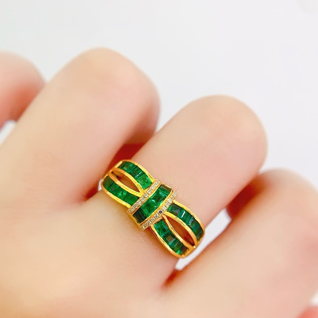 14k Gold 2.02 Ct Vivid Green Natural Emerald & Diamond Ring - 7