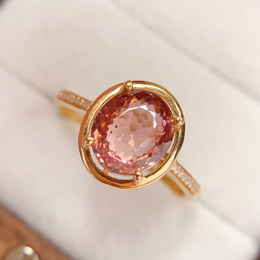 14k Gold 2.4 Ct Natural Tourmaline & Diamond Ring: Ref:231018185 // gold content:14k gold // ring size:7. 25us // // main gemstone:tourmaline // shape:oval // carat weight:2. 4ct // color:pink // treatment:natural // // adjacent gemstone 2 : diamond