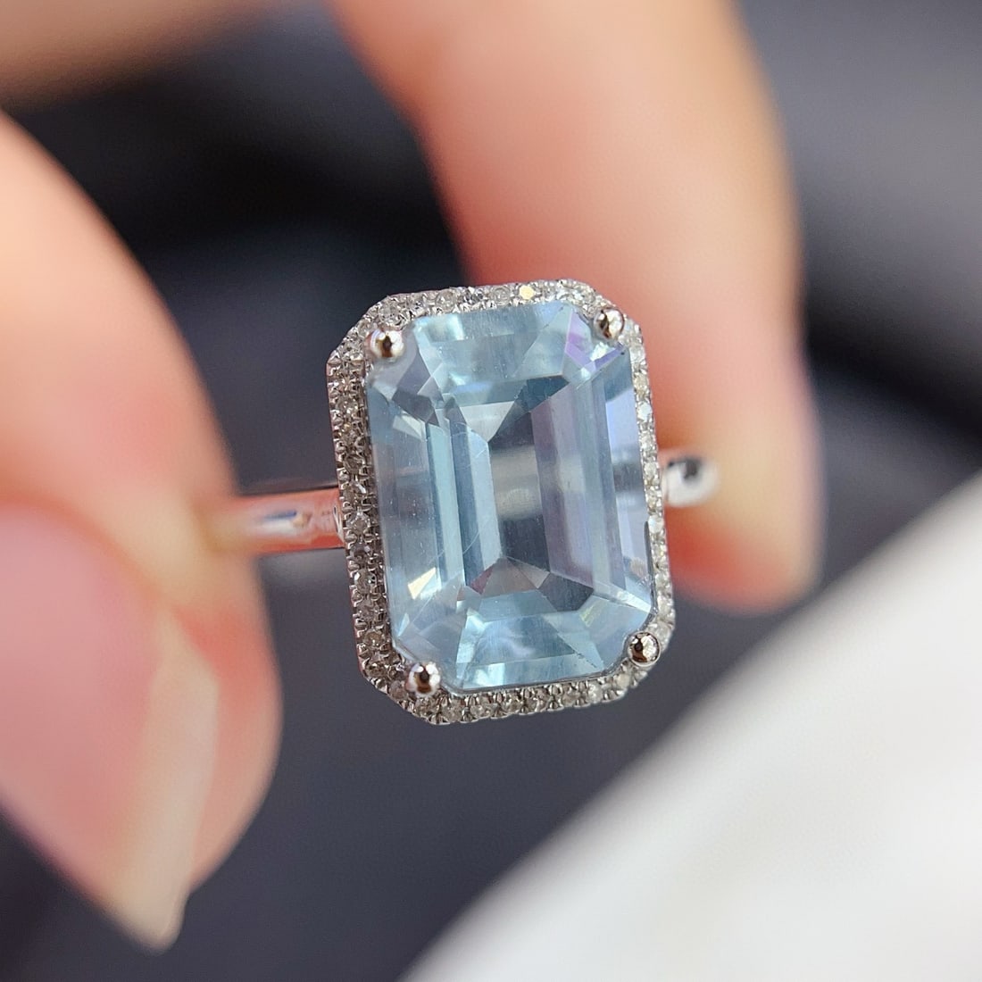 14k Gold 3.40 Ct Natural Aquamarine & Diamond Ring - 2