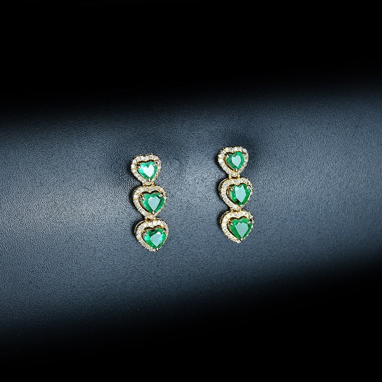 14k Gold 0.96 Ctw Vivid Green Natural Emerald & Diamond Earrings - 3