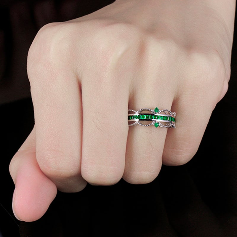14k Gold 1.6 Ct Vivid Green Natural Emerald Ring - 4