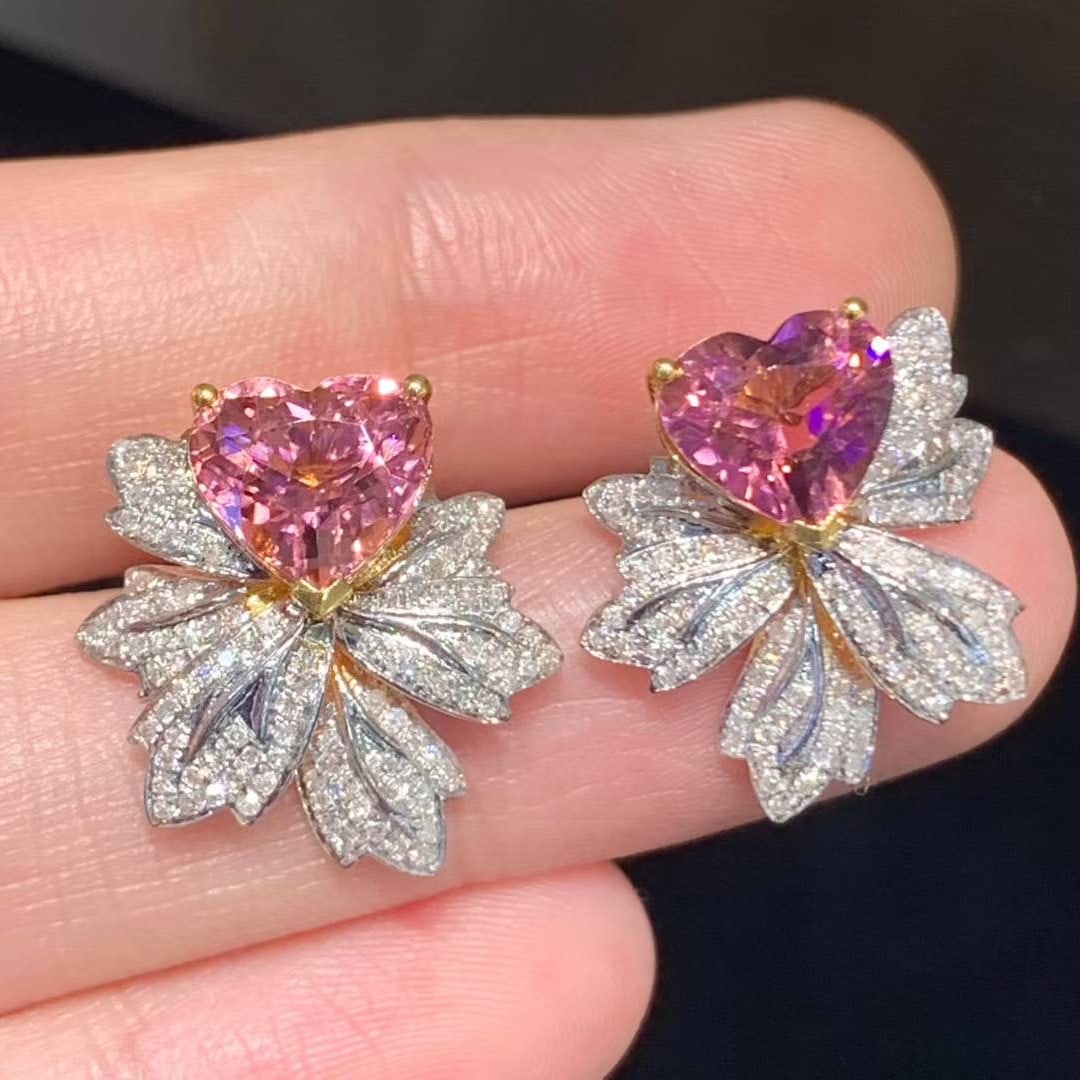 14k Gold 3.8 Ct Natural Tourmaline & Diamond Earrings: Ref:231018231 // gold content:14k gold // main gemstone:tourmaline // shape:heart // carat weight:3. 8ct // color:pink // treatment:natural // // adjacent gemstone 2 : diamond // shape:round //