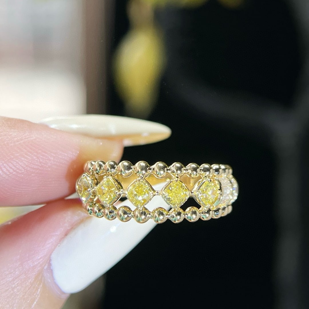 14k Gold 0.97 Ctw Natural Yellow Diamond & Diamond Ring: Ref:231018260 // gold content:14k gold // ring size:7. 25us // // main gemstone:yellow diamond // shape:cushion // carat weight:0. 68ct // color:yellow // treatment:natural // // adjacent gemstone 2