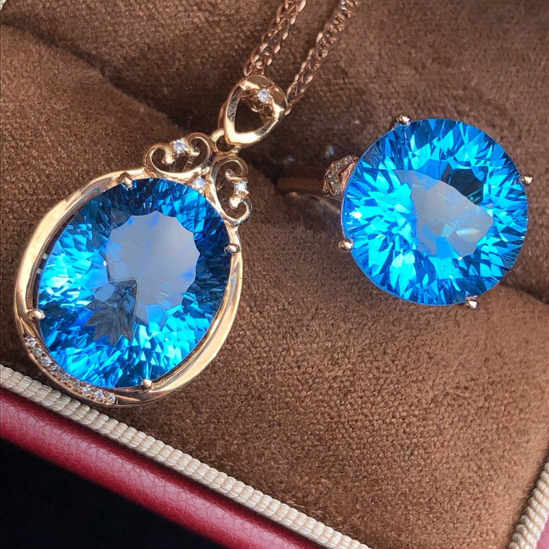 14k Gold 24.90 Ct Natural Topaz & Diamond Jewelry Set - 6