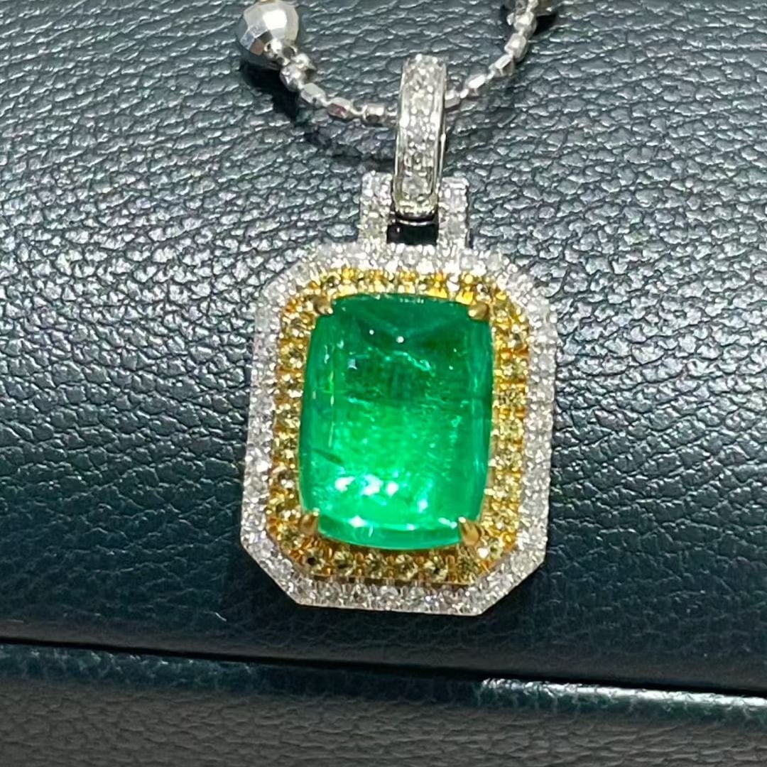 14k Gold 1.3 Ct Vivid Green Natural Emerald & Diamond Pendant( Without Chain ) - 2