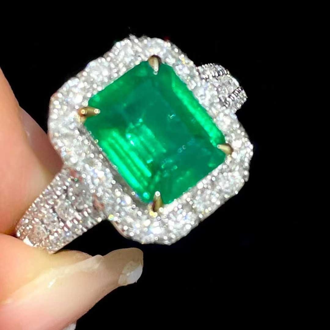 14k Gold 3.03 Ctw Vivid Green Natural Emerald & Diamond Ring - 4
