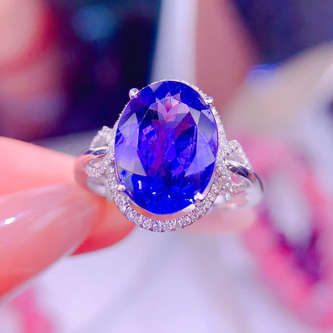 14k Gold 5 Ct Natural Tanzanite & Diamond Ring (1 of 7)