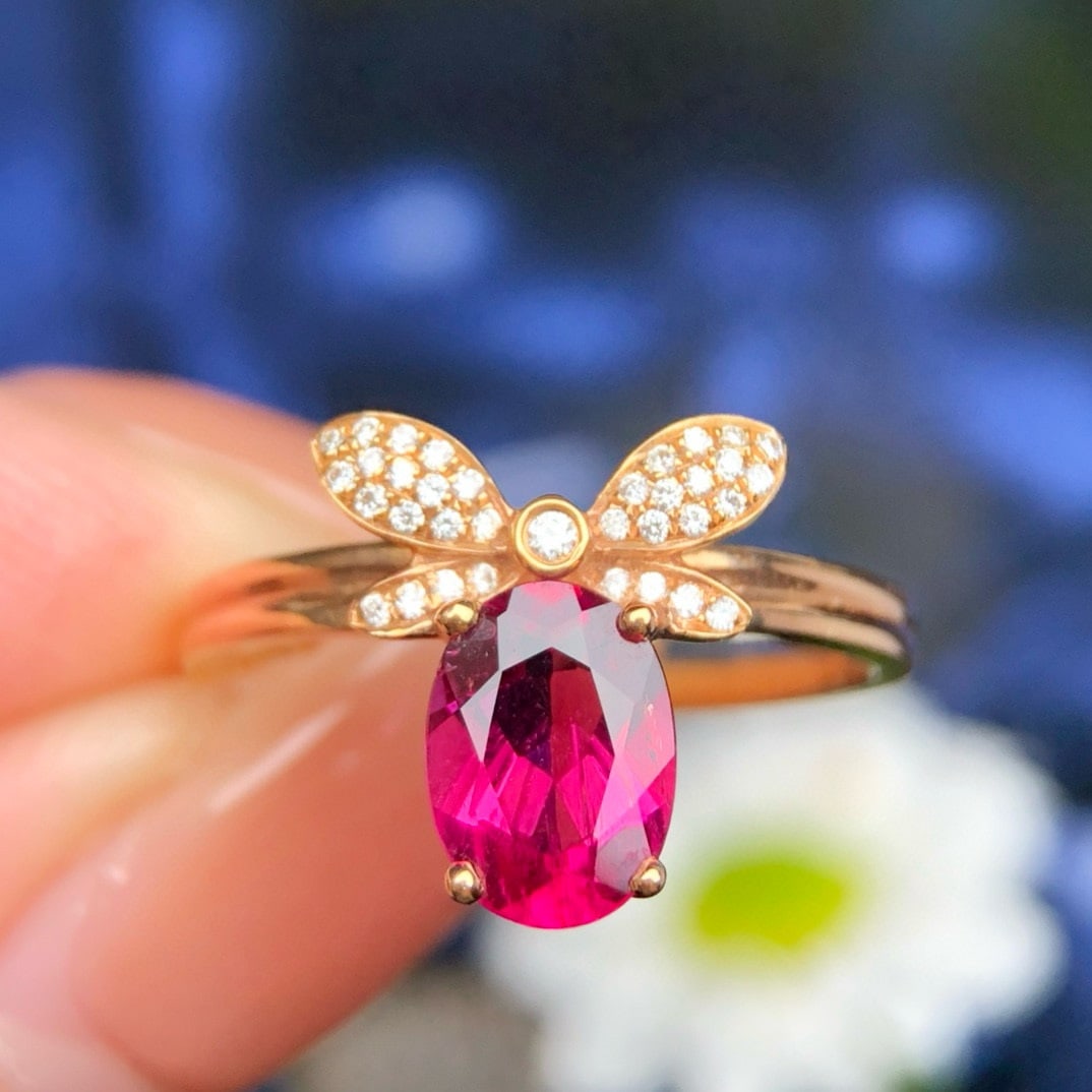 14k Gold 1.08 Ct Natural Tourmaline & Diamond Ring: Ref:231018326 // gold content:14k gold // ring size:7. 25us // // main gemstone:tourmaline // shape:oval // carat weight:1. 08ct // color:red // treatment:natural // // adjacent gemstone 2 : diamond