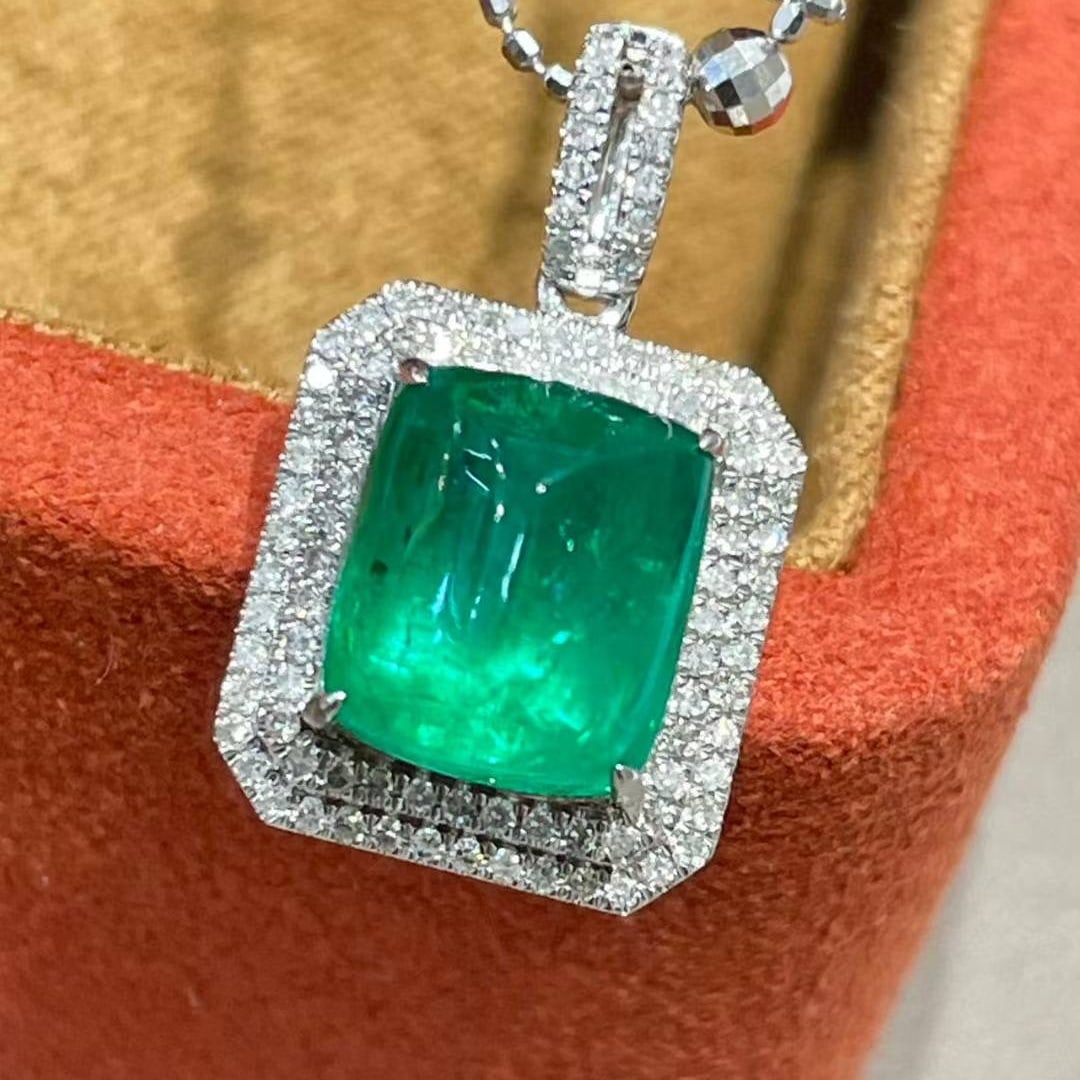 14k Gold 2.8 Ct Vivid Green Natural Emerald & Diamond Pendant( Without Chain ) - 5