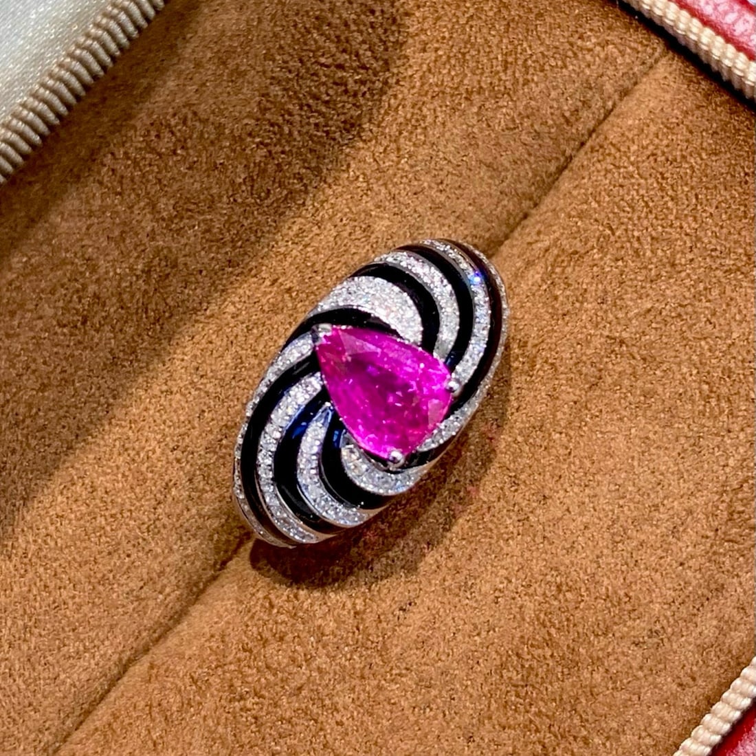 14k Gold 1.45 Ct Natural Ruby & Diamond Ring - 3
