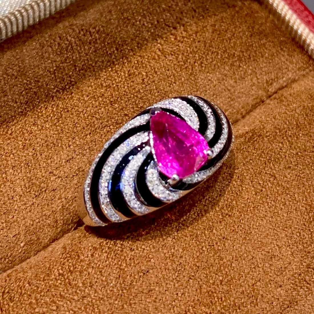 14k Gold 1.45 Ct Natural Ruby & Diamond Ring - 6