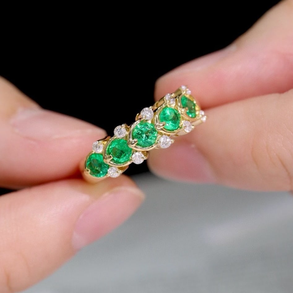 14k Gold 0.72 Ctw Natural Emerald & Diamond Ring - 3